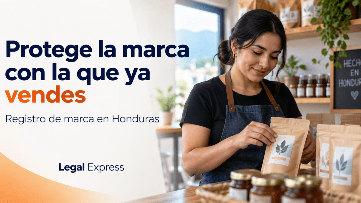 Propietaria de un pequeño negocio preparando sus productos. La imagen dice: «Protege la marca con la que ya vendes. Registro de marca en Honduras».